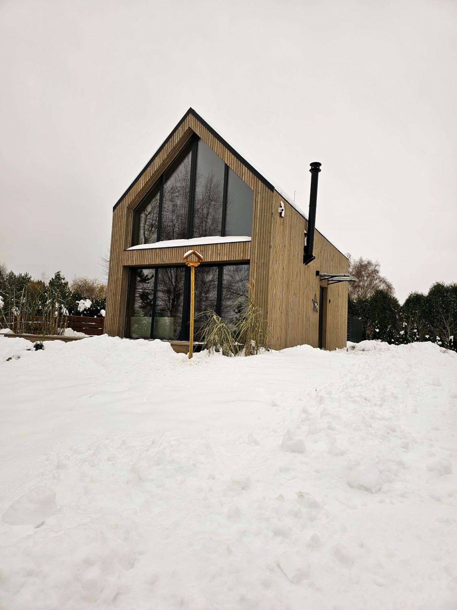 Hytte Na Wyspie -,,Roztoczanskie Morze" Kulikow Exterior photo